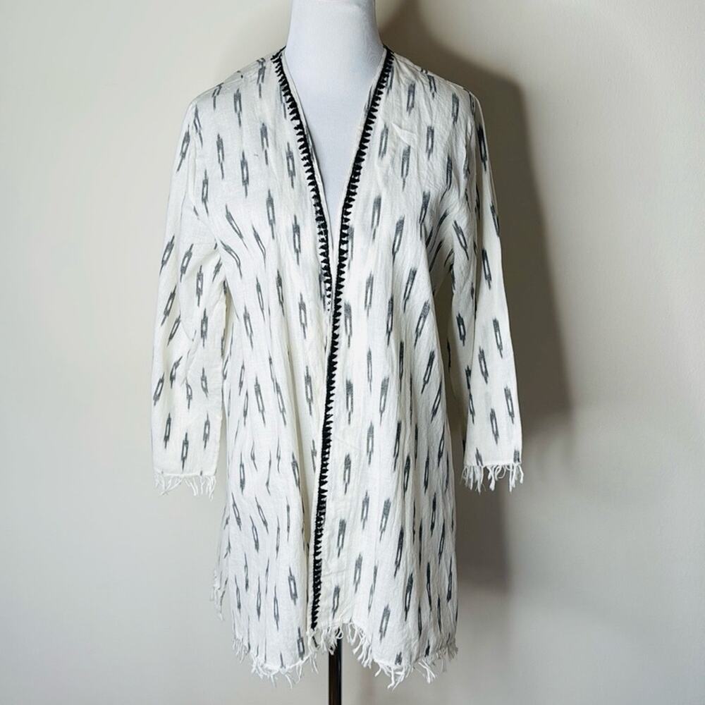 Subtle Luxury White and Black Patterned Cardigan